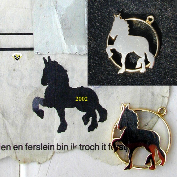 2002 - Fries paard als hanger op trouwring
